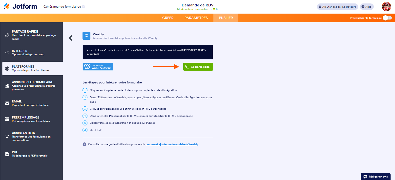 Capture d'écran de la fenêtre Weebly dans le Générateur de formulaires Jotform avec un flèche pointant vers le bouton Copier le lien