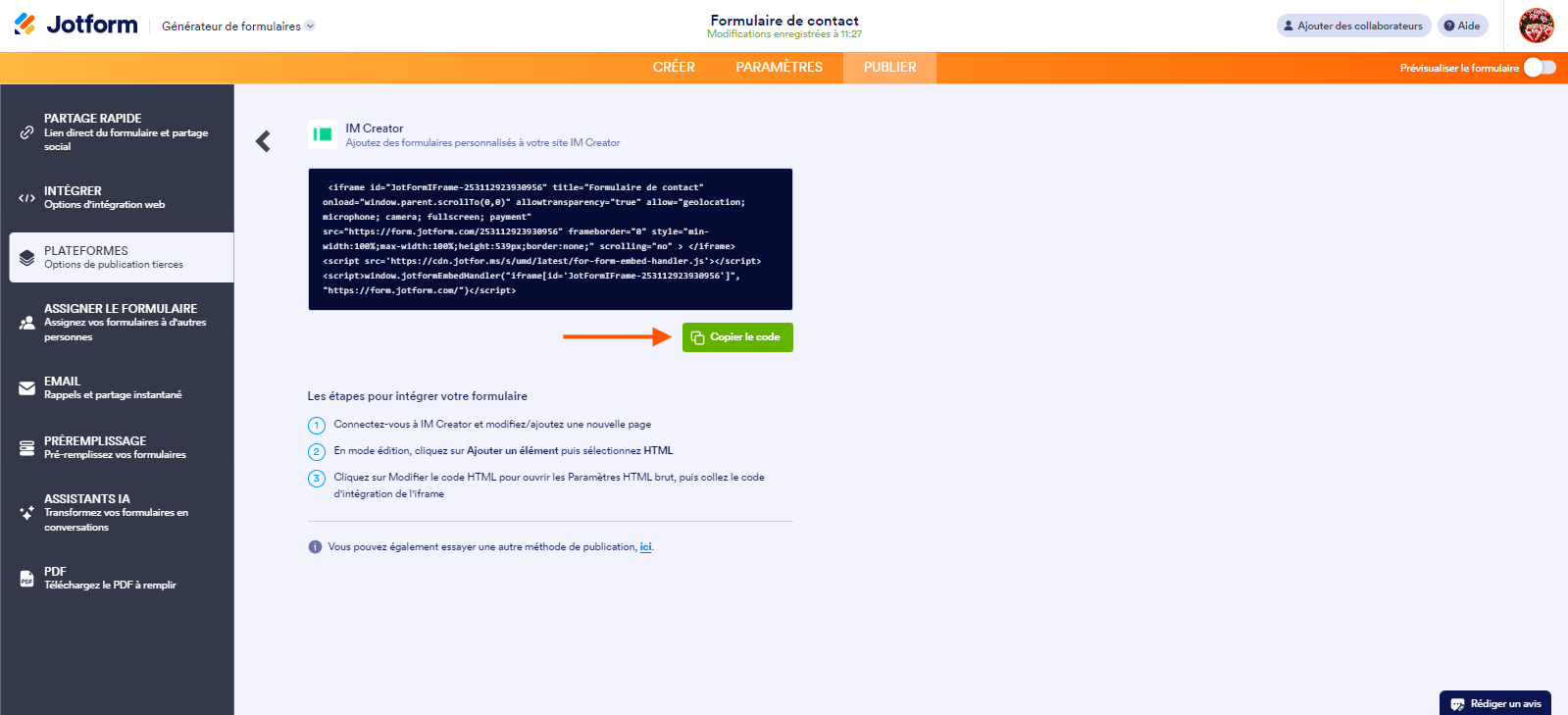 Capture d'écran de la page IM Creator dans le Générateur de formulaires Jotform avec une flèche pointant vers le bouton Copier le code