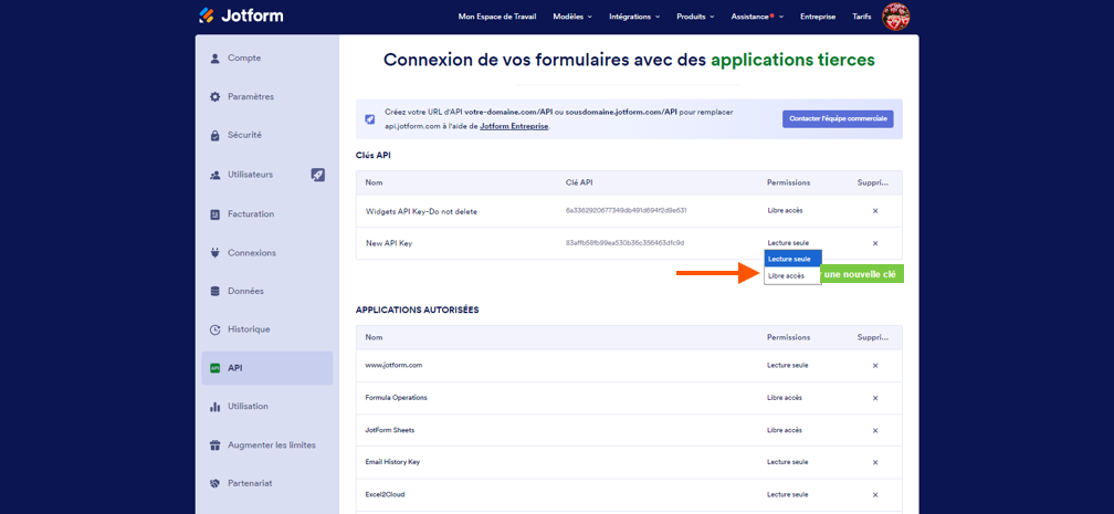 Capture d'écran de la fenêtre Connexion de vos formulaires d'un compte Jotform avec une flèche pointant vers le menu Lecture seule ou Libre accès pour choisir l'autorisation de clé API dans Jotform