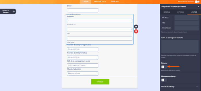 Capture d'écran d'un formulaire dans le Générateur d'assistants Jotform montrant un élément Adresse avec le volet Propriétés de l'élément Adresse ouvert à droite, avec l'onglet Avancé sélectionné et une flèche pointant vers le bouton bascule Réduire
