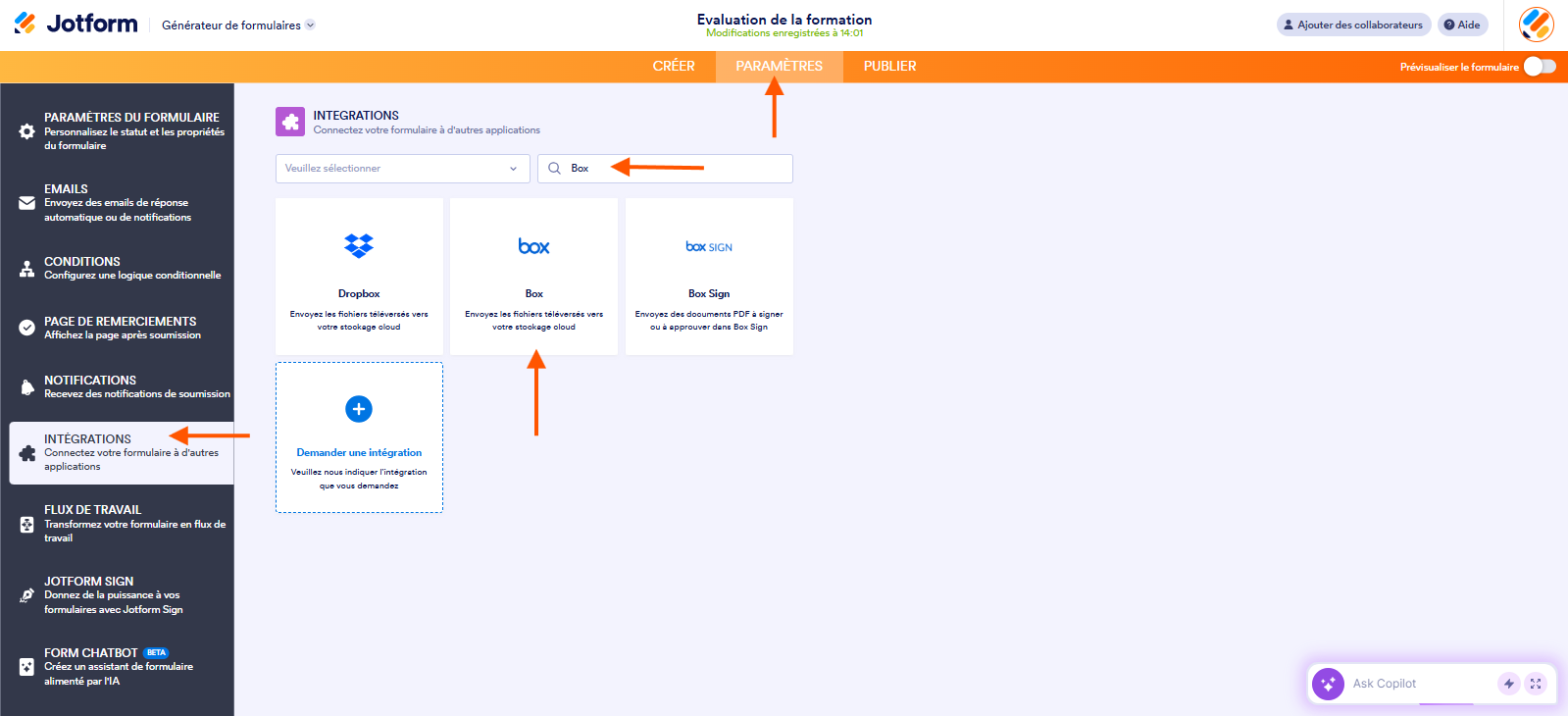 Capture d'écran de la page Intégrations dans le Générateur de formulaires Jotform avec une flèche pointant vers Paramètres, une autre vers Intégrations, une autre vers Box saisi dans le champ de recherche et une autre quatrième vers Box dans les résultats de saisie