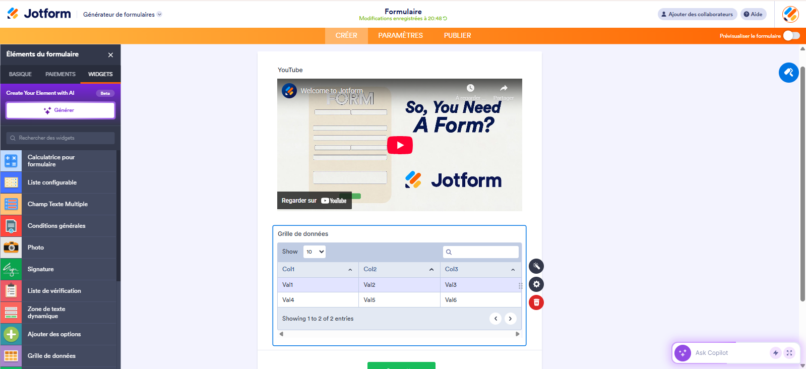 Capture d'écran d'un formulaire dans le Générateur de formulaires Jotform avec un widget YouTube et un widget Grille de données