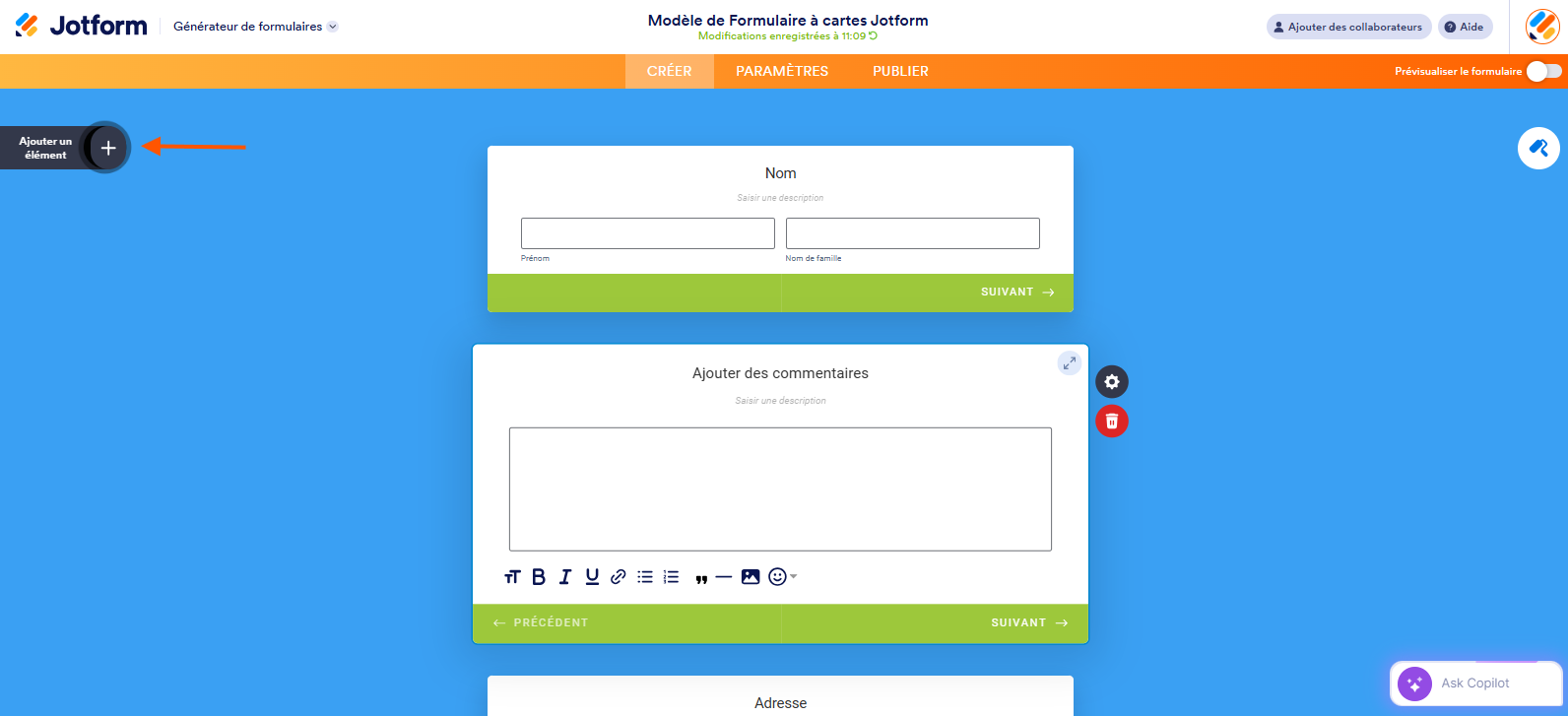 Capture d'écran d'un formulaire à cartes dans le Générateur de formulaires Jotform avec une flèche vers Ajouter un élément