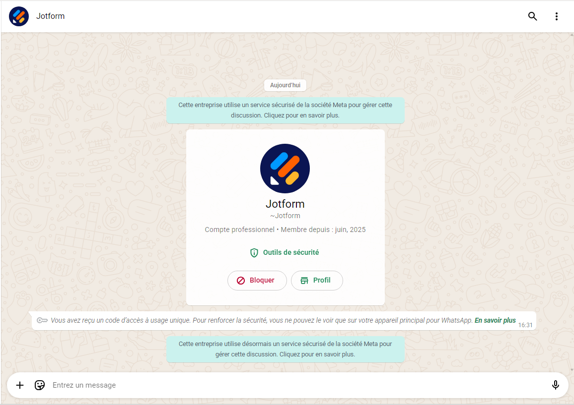 Capture d'écran du message de Jotform reçu dans l'application WhatsApp sur le web