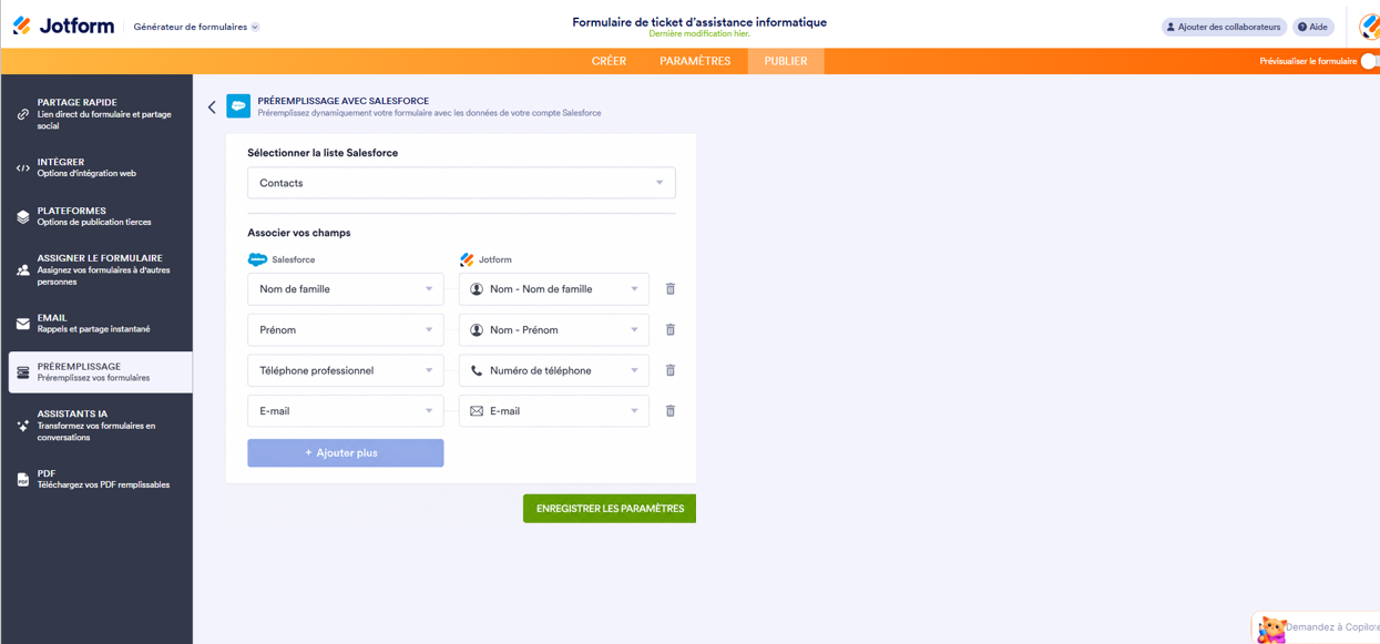 Capture d'écran de la page Préremplissage avec Salesforce dans le générateur de formulaires Jotform avec une liste Salesforce sélectionnée et un champ de correspondance