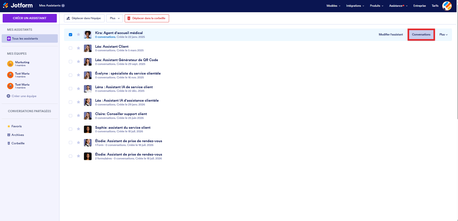 Capture d'écran de la page Mes Assistants dans Jotform avec un assistant sélectionné et un encadré autour de Conversations