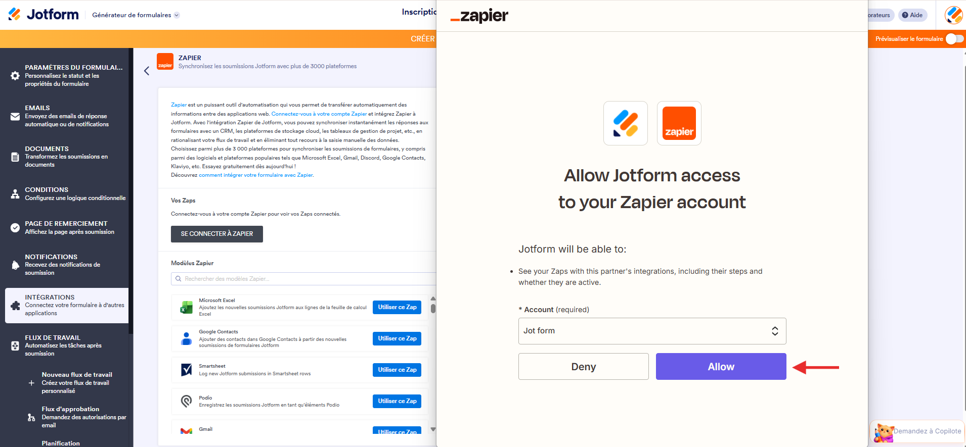 Capture d'écran de la page de l'intégration Zapier dans l'interface du Générateur de formulaires Jotform avec une fenêtre modale de connexion à Zapier et une flèche vers Autoriser (Allow) dans cette fenêtre