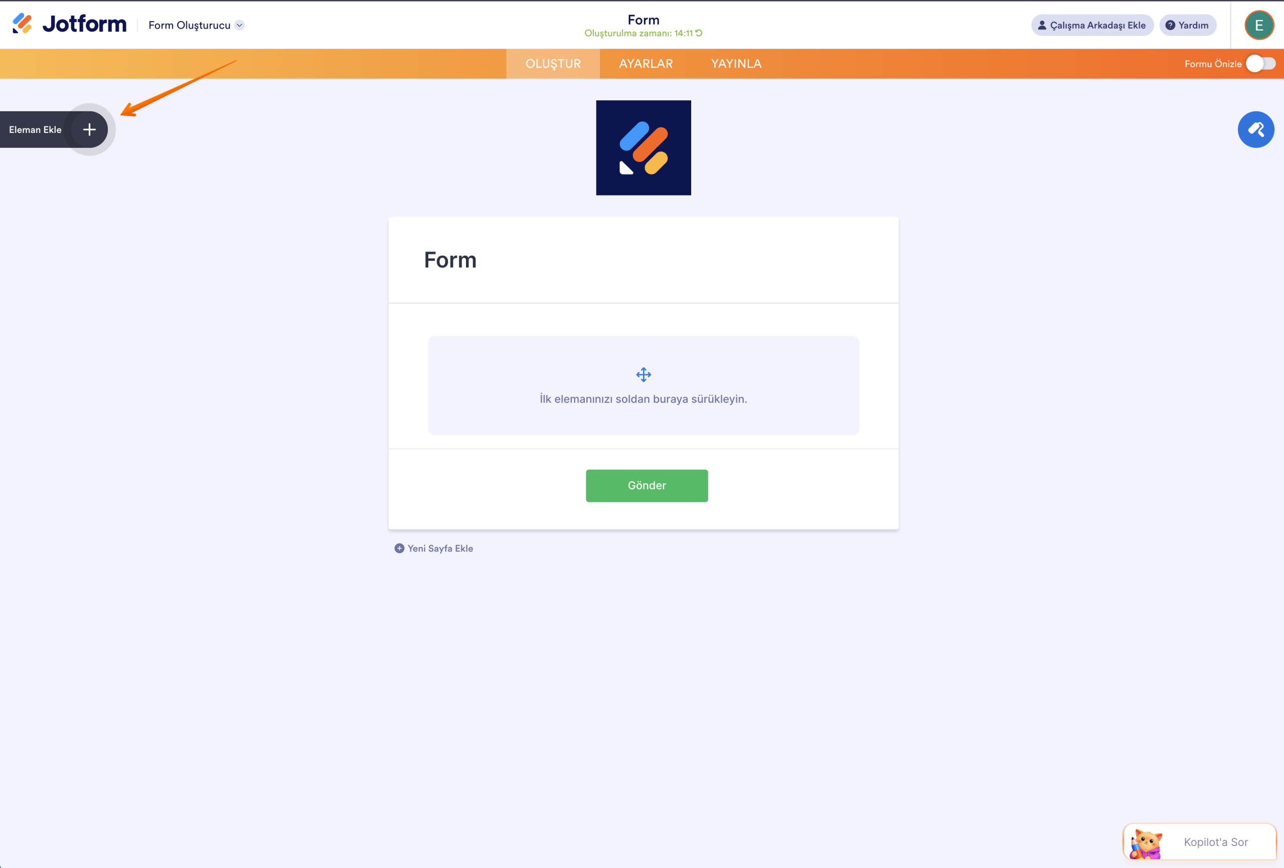 Jotform Form Oluşturucu'nun ekran görüntüsü, "Eleman Ekle" butonuna işaret eden okla