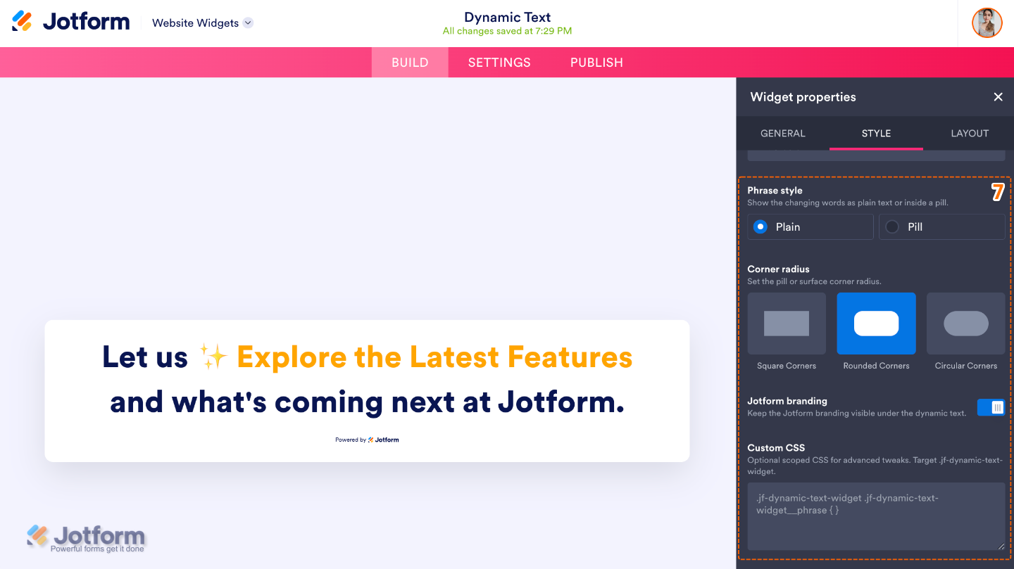 Customizing the Dynamic Text widget by selecting an animation style, adjusting corner radius, managing Jotform branding, and adding custom CSS
