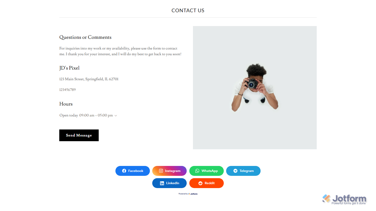 Embedded Social Share widget displayed on a website, showing the configured social media sharing buttons with the selected layout, style, colors, and button settings