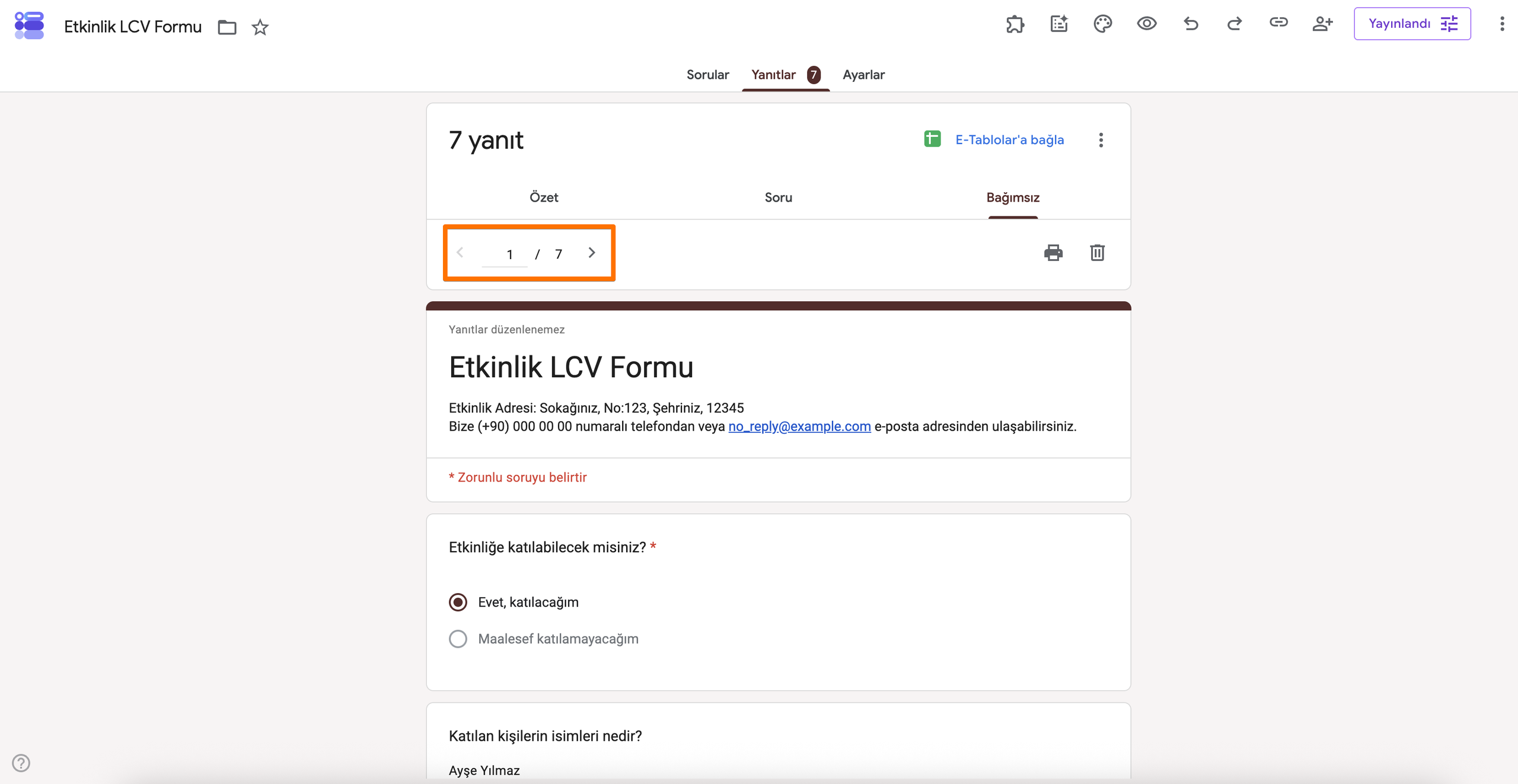 Sekmenin üst kısmındaki okları kullanarak bağımsız yanıtlar arasında geçiş yapma seçeneğiyle birlikte Yanıtlar sekmesinin Bağımsız görünümünü gösteren Google Forms arayüzü