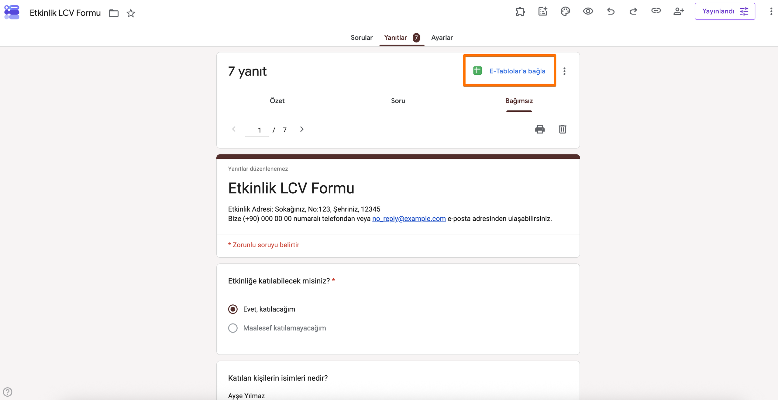 Yanıtlar sekmesinde "E-Tablolara Bağla" düğmesi vurgulanmış Google Forms arayüzü