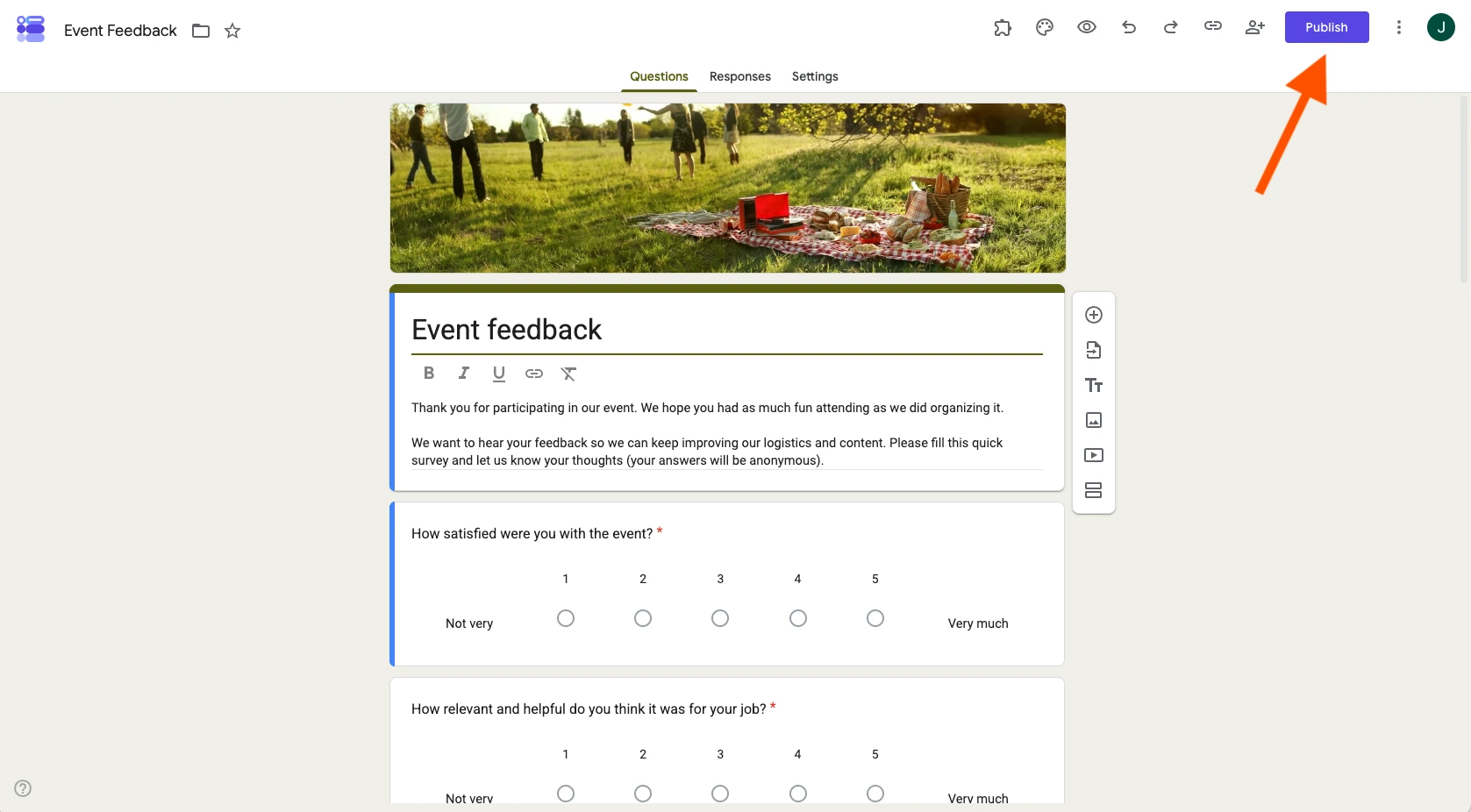 Google Forms interface with an arrow pointing to the "Publish" button in the top-right corner