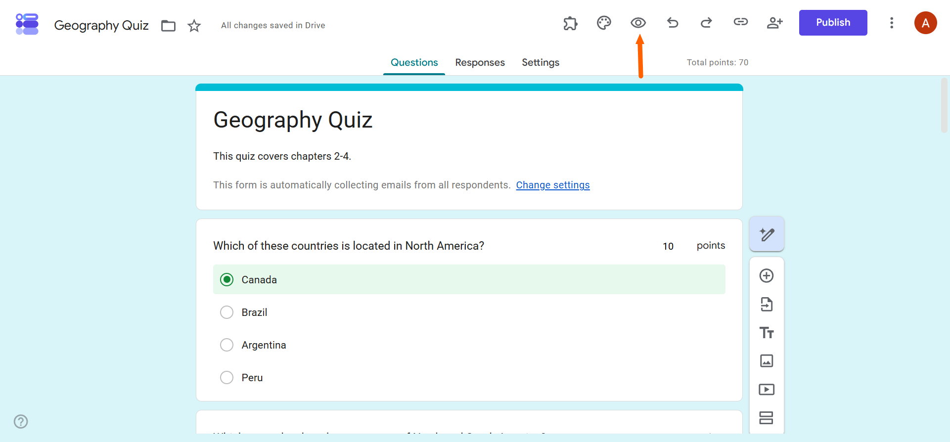 Google Forms quiz with a customized blue theme and preview icon highlighted