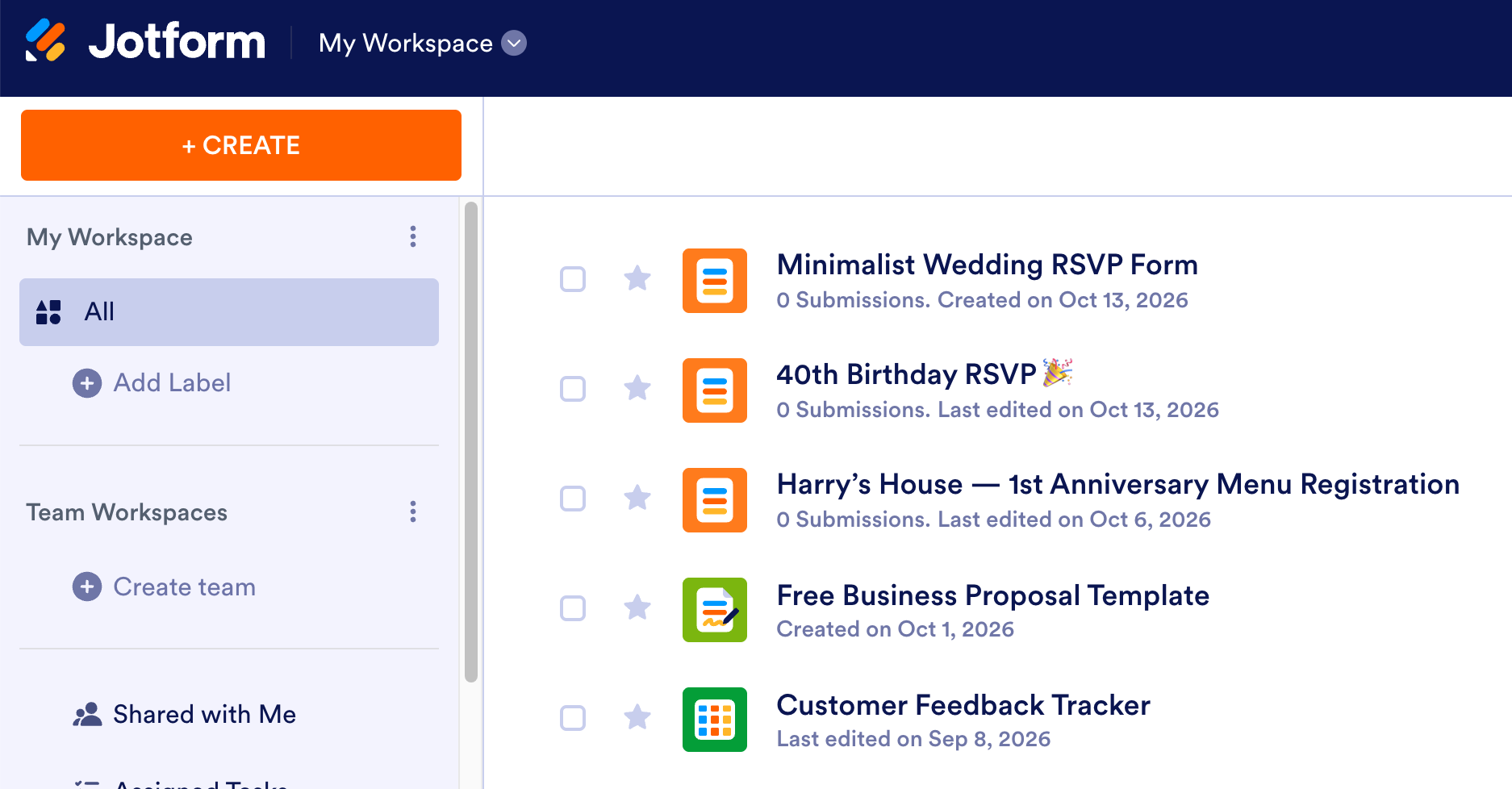 Dashboard dello spazio di lavoro Jotform che elenca i moduli esistenti e un pulsante Crea arancione